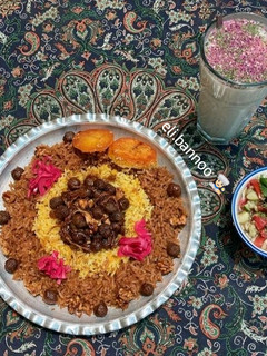 عکسی از دستور قنبر پلو (غم بر پلو) شیرازی خونه مامان 😋
