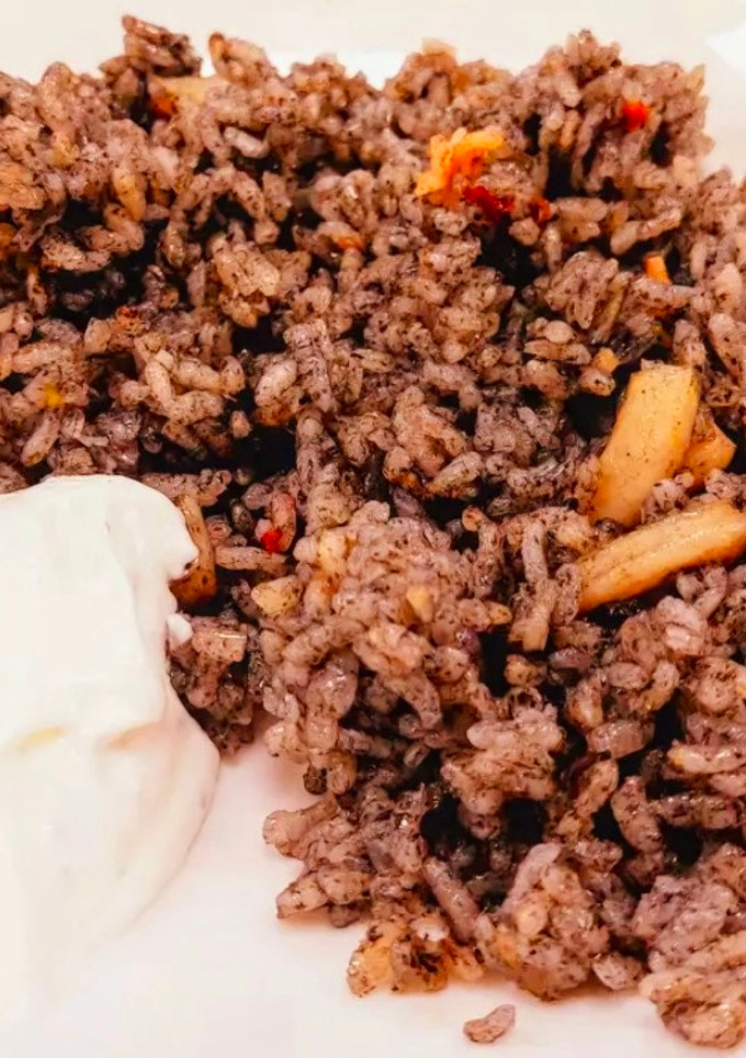 Una foto de Arroz negro