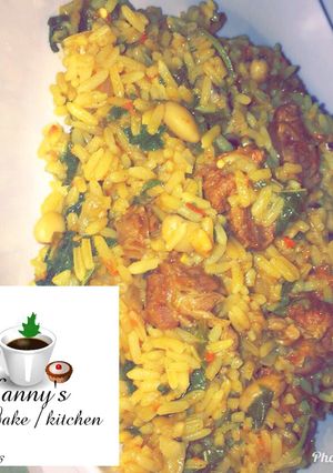 A picture of Jollop rice and beans.
