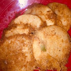 Circled fried yam wit egg A picture of Circled fried yam wit egg.