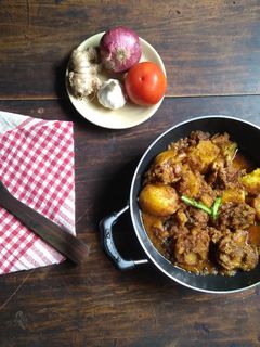 চিকেন কষা রেসিপির প্রধান ছবি