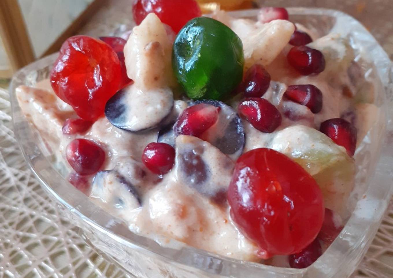 Khati meethi fruit chat