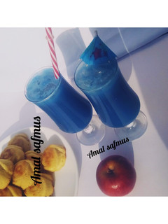 A picture of Blue mocktail.