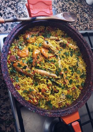 A picture of Seafood Paella.