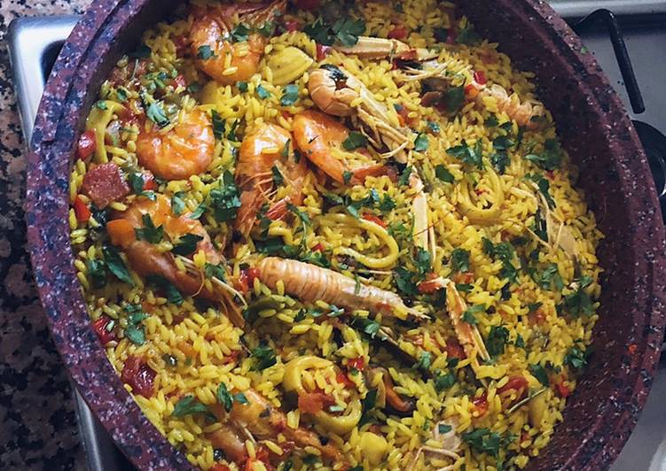 Paella de marisco