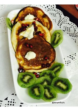 A picture of Japanese Souffle Pancakes.