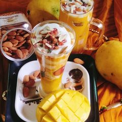 A picture of Alphonso Mango mastani (Royal mango Mastani).