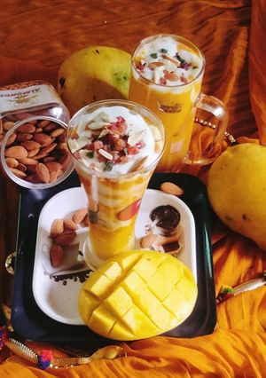 A picture of Alphonso Mango mastani (Royal mango Mastani).