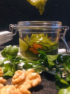 Foto di Pesto di noci e prezzemolo