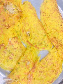 Hình của món Bánh xèo (Vegetarian Version).