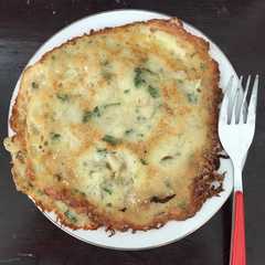A picture of 🌸Martabak Bawang (Lempeng Bawang)🌸.