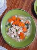 Sop Makroni Ayam (Simple dan Enak)