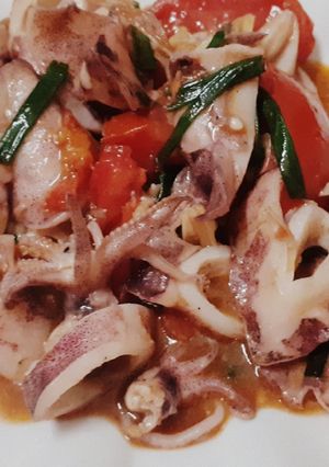 Hình của món Mực ống xào cà chua.
