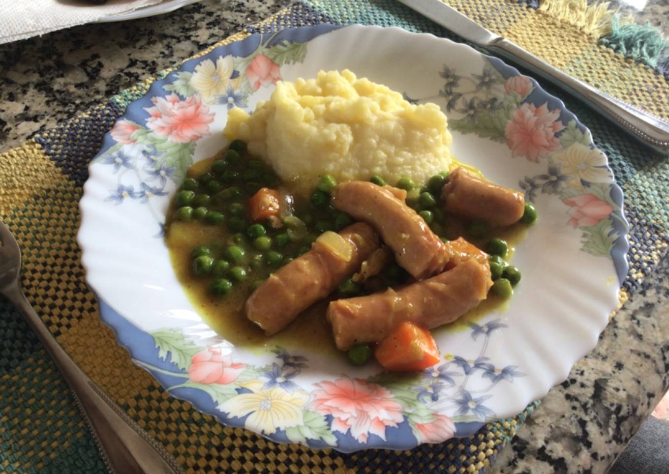 Salchichas al curry