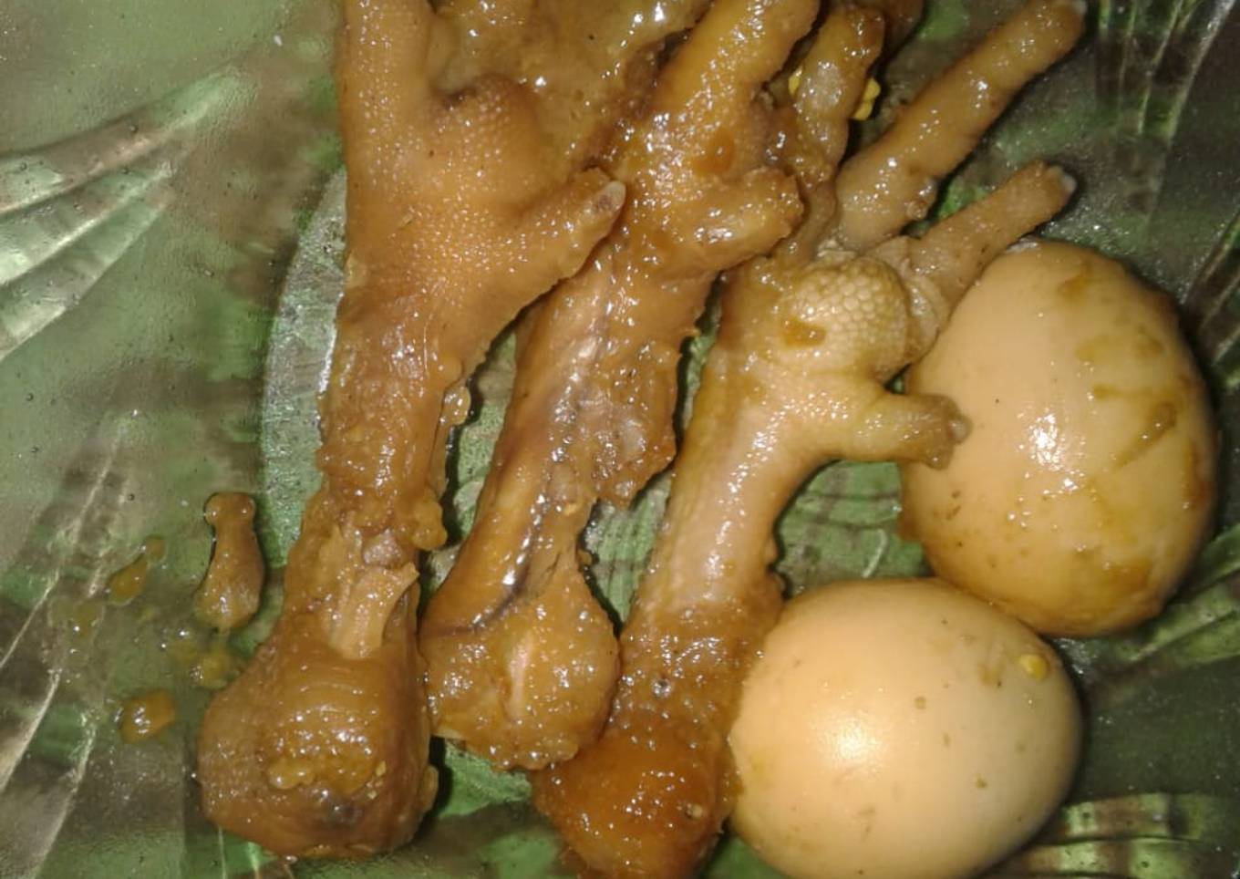 Cakar dan Telur Bacem