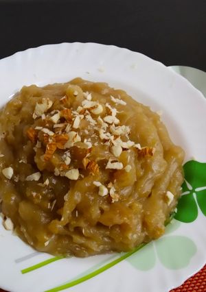 A picture of Aate ka halwa.