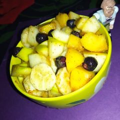 A picture of Mix fruit chaat.