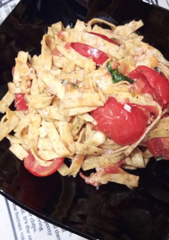 Una foto de Tagliatelle Integral con Gambones a la Marinera