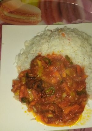 A picture of Vegetables sauce.