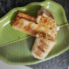 A picture of Bread Maggi roll.
