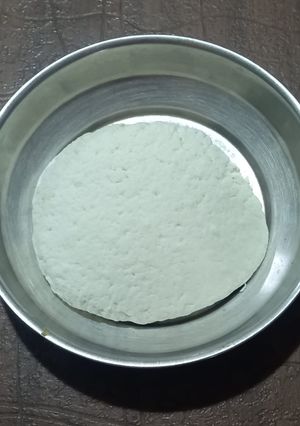 હોમમેડ પનીર (Homemade Paneer Recipe In Gujarati) રેસીપી મુખ્ય ફોટો