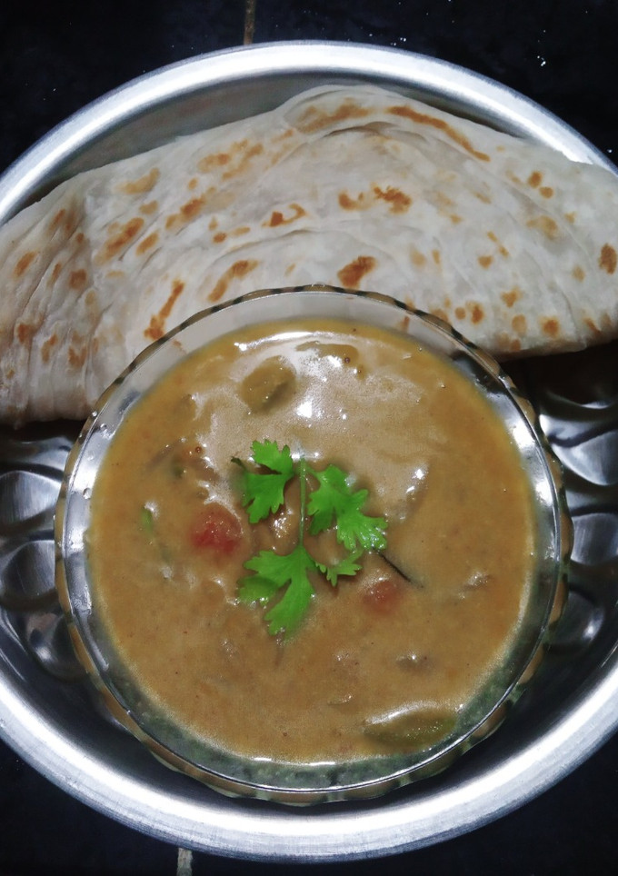 ஹோட்டல் ஸ்டைல் பரோட்டா எம்டி சால்னா செய்முறை முக்கிய புகைப்படம்