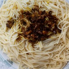 A picture of Taliya da mai da yaji.