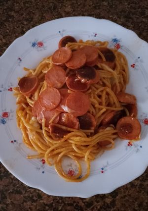 Una foto de Pasta con Salchichas