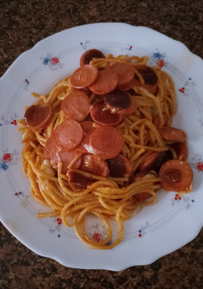 Una foto de Pasta con Salchichas