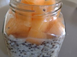 Una foto de Avena overnight con melón 🧡