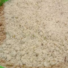 A picture of Dry fruits fakkhi.