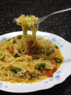 A picture of Veggies Noodles (Vegetable or Vegetable Noodles) !!.