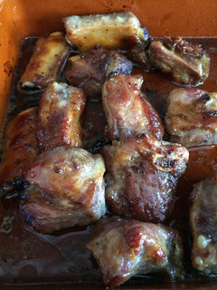 Una foto de Costillas de cerdo a la miel al horno