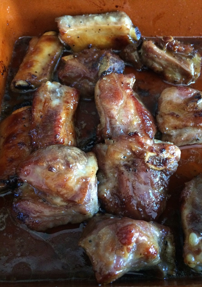 Una foto de Costillas de cerdo a la miel al horno