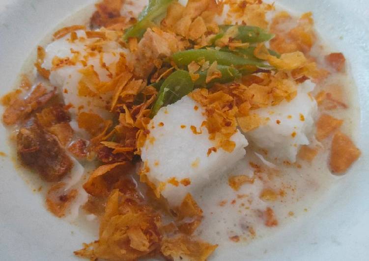 Lontong gulai buncis tahu