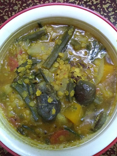 A picture of Sambhar daal.