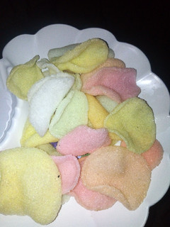 A picture of Colored prawn crackers.