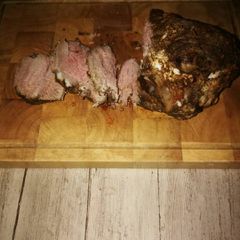A picture of Roasted leg of lamb.