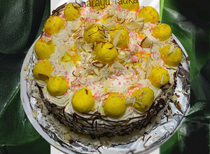 A picture of Ras Malai Cake.