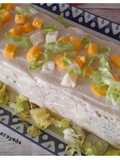 Pastel frío de salsa césar con atún