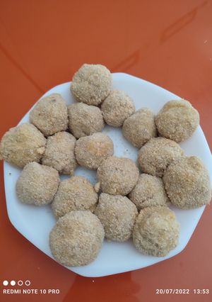 Una foto de Croquetas de queso azul con nueces