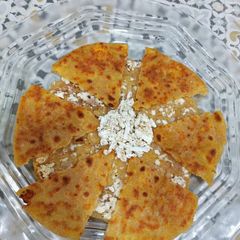 Flower Paneer Onion Paratha A picture of Flower Paneer Onion Paratha.