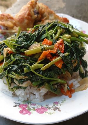 Foto resep Tumis kangkung pedas