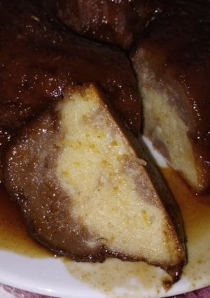 Una foto de Budín de pan de vainilla y chocolate