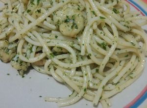 Una foto de Spaghetti con gambas al ajillo con thermomix