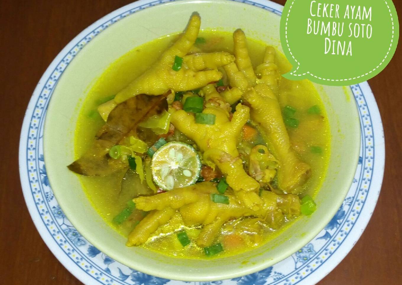 Ceker ayam bumbu soto