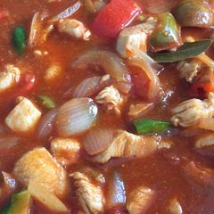A picture of Hungarian Chicken Goulash.