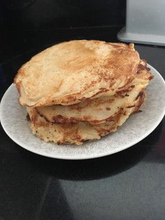 Una foto de Panqueques de manzana (harina de arroz)