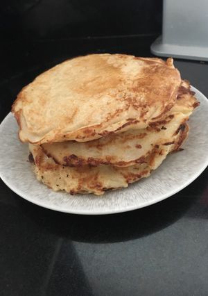 Una foto de Panqueques de manzana (harina de arroz)