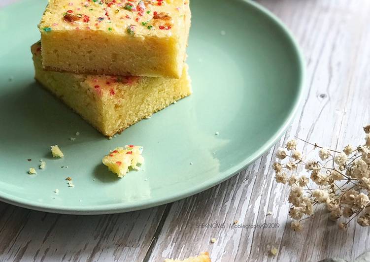 Cara Memasak Butter Cake Rainbow yang Yummy
